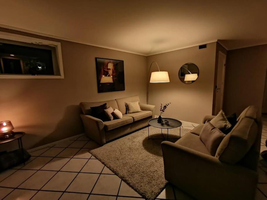 Sentrumsnaer Leilighet Med 3 Soverom. Bergen Bagian luar foto